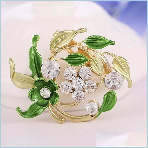 Spille Spille Ornamento Cavo intarsiato con diamante Fiore Ramo Colore smalto Spilla Yiwu Lotto misto C3 Consegna goccia 2021 Gioielli Dh Dhgwu