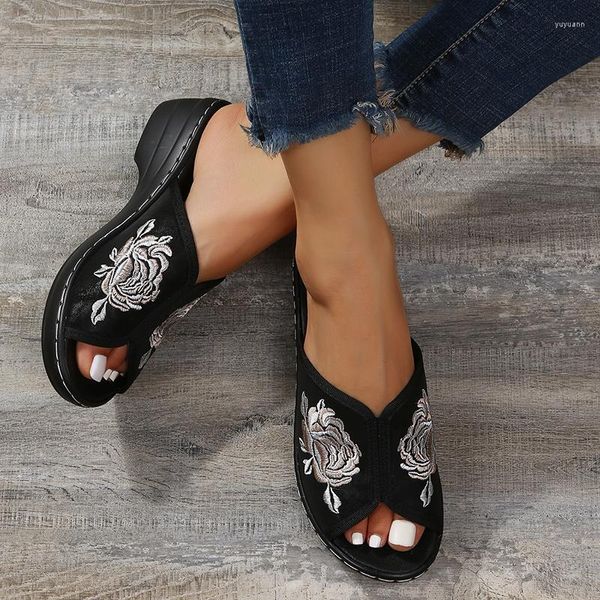Terlik kama sandalet kadınlar vintage çiçek işlemeli 2022 Yaz Peep Toe Slaytlar Ev Ayakkabı Boyutu 35-43 Zapatillas de Mujer