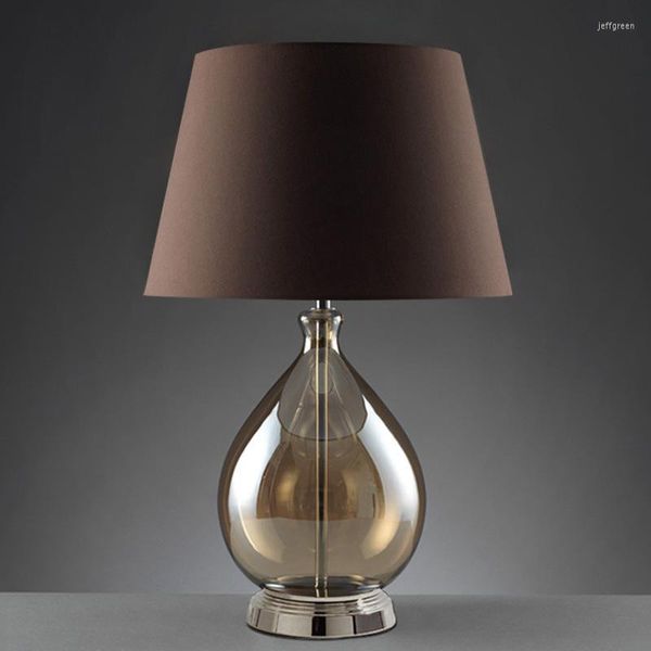 Lampade da tavolo Lampada da vaso in vetro ambrato moderno cognac Camera da letto nordica Decorazione da comodino LED E27 Panno Argento Soggiorno Studio Scrivania Illuminazione