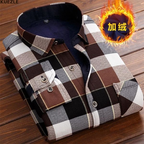 Camicie casual da uomo Flanella Uomo Autunno Inverno Maschile Manica lunga scozzese Foderato in pile spesso Abito caldo morbido L-5XL 220920