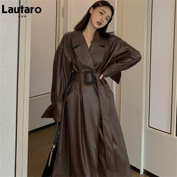 Couro feminino Faux LaUtaro Autumn Long Damamized Brown Trench Coat for Women Belt Runway elegante estilo europeu de moda 220919