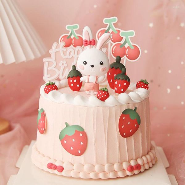 Suprimentos festivos personalizados bolo de desenho animado Topper adorável rosa decoração de garotinha de morango decoração de cereja de aniversário chá de bebê