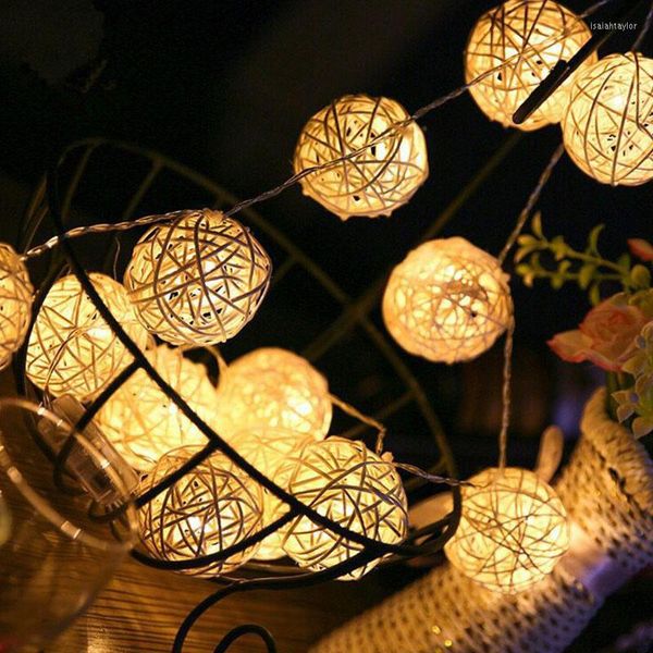 Stringhe 2.5M 5M 40 LED String Lights Rattan Ball Ghirlande Decorazione per feste di nozze Festa di Natale Luce fata per esterni