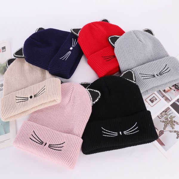 Nuova moda autunno e inverno carino ricamo orecchie di gatto cappello da donna caldo flangiatura cappello alla moda studentesco lavorato a maglia all'ingrosso