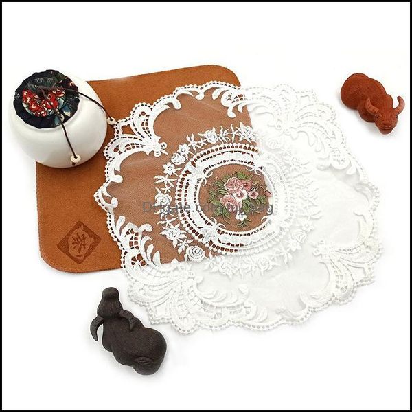 Mats almofadas de renda de mesa de flor Placemat Coffeeo de café europeu Oval Bordado de suprimentos domésticos entrega de gotas de moda 2021 kit de jardim dhalc