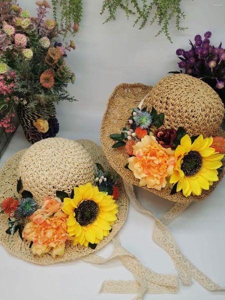 Chapéus de aba larga 2022 Designer Crochet Straw Flower Sun Hat Big Rinbbon Summer Summer Beach Party Protecção Sun-Proteção Mulheres Sombrero