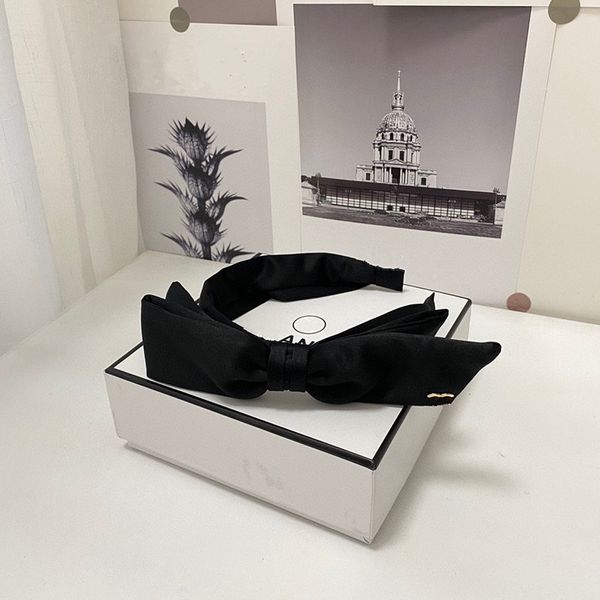 Con BOX C068 C-Letter Ragazze Designer Fasce per capelli Big Bowknot Moda Nero Qualità Fasce per donna Accessori per capelli super belli