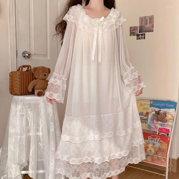 Kadın pijama peri gece elbisesi kadınlar prenses beyaz dantel örgü peignoir uzun bornoz lolita Victoria Vintage Kawaii Nightgowns