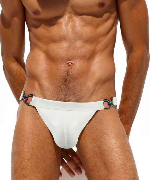 Costumi da bagno da uomo Slip da uomo Fibbia in metallo Pantaloncini da bagno in ecopelle Europa America Moda Sexy Bikini a vita bassa Summer Beach Surf Quick Dry perizoma J220913