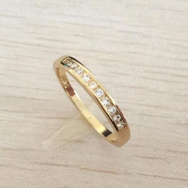 Fedi nuziali color oro Anello di eternità tempestato di strass di classe superiore per le donne in vendita