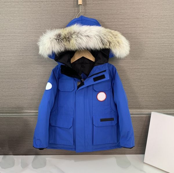 Cappotti per bambini Vestiti per neonati Giacca per cappotti Abbigliamento per bambini Designer per bambini Con cappuccio con distintivo Fasion Capispalla spesso caldo Capispalla Ragazza Ragazzo Capispalla Parka classico 100% collo di pelliccia di lupo