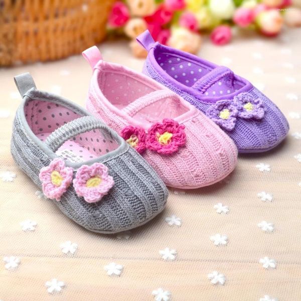 First Walkers 2022 Mode Baby Mädchen Kleinkind Kinder Häkeln Blume Kinder Mädchen Schuhe Großhandel Sneaker 0-12M Prewalkers