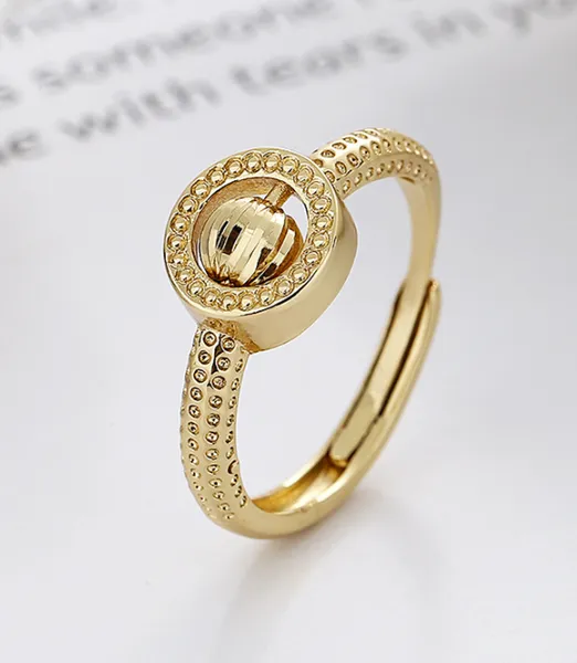 Última imitação de imitação anel de ouro Abertura de boa sorte vem o anel de ouro para mulheres anel de design de mineração temperamental