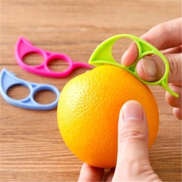 Кухонный инструмент формы мыши Lemons Orange Citrus Opener Slicer Cutter быстро снимая фруктовую снятие кожи.