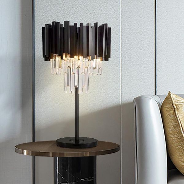 Lampade da tavolo Lampada rotonda nera Piccola luce di cristallo di lusso per comodino da studio Decorazione interna moderna a LED