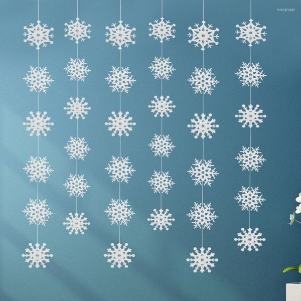 Decorações de Natal 36pcs flocos de neve e 6pcs 1,5m cordas Snowflake forma de papel de festa guirlandas para férias de ano