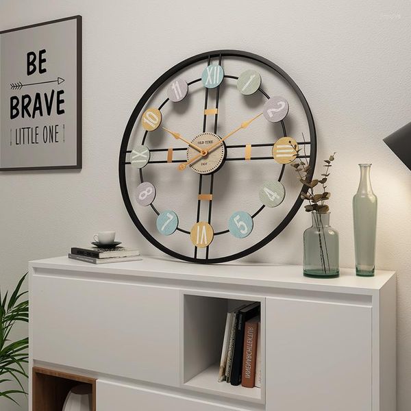 Relógios de parede European e americano relógio simples relógio moderno artesanato decoração de sala de estar criativa