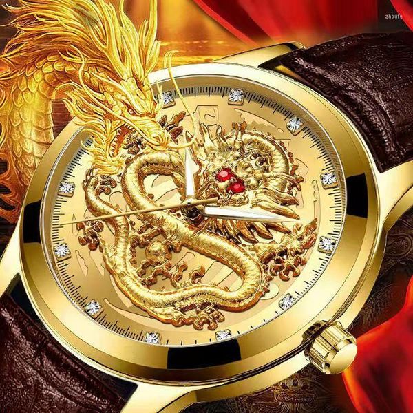 Armbanduhren WOKAI Hochwertige Herren-Freizeitgürtel-Quarzuhr Leuchtende wasserdichte kommerzielle Uhr Goldener Drache im chinesischen Stil