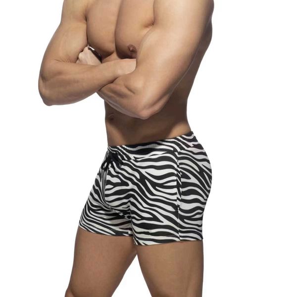 Herren Badebekleidung Sommer New Men Boxer Zebra Muster mit niedriger Taille sexy europäische und amerikanische Strand Schwimmen Surfspa J220913