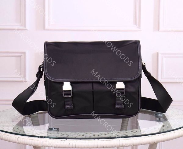 Borse a tracolla da uomo in tela impermeabile di moda Borsa a tracolla classica di lusso a tracolla borsa unisex borsa hardware argento designer borse per telefoni scell 0769