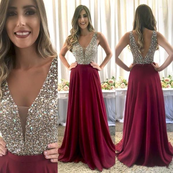 Partykleider Arabisch Burgund Langer Abschlussball 2022 Eleganter V-Ausschnitt Ärmellos Glitzernde Kristalle Perlen Mieder A-Linie Chiffon Abendkleider ParParty