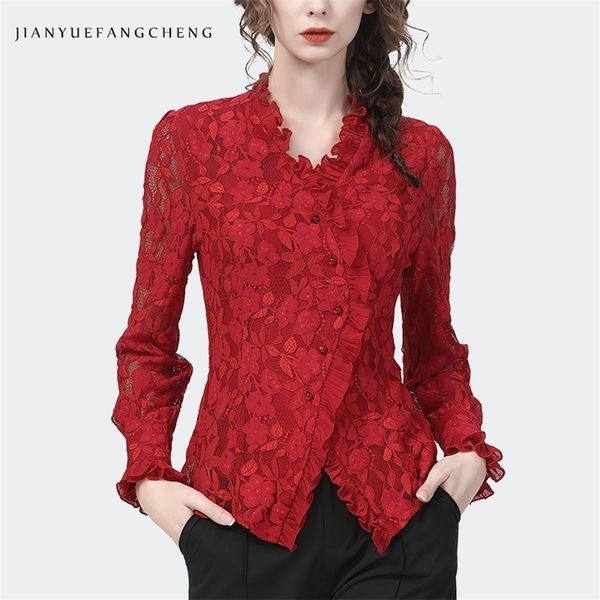 Bloups feminina camisas Moda Hollow Out Mulheres Red Lace Top Top V Slim Ruffled Button-Down Bordado Floral Spring Summer Summer Blouse 220923