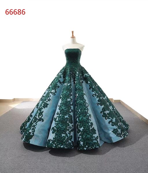 Luxuoso vestido de festa em forma de coração de organza bordado SM66686-2