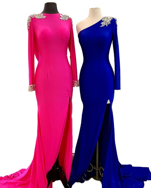 Heißes rosa Ballkleid 2k23 AB Stones Langarm Stretch-Lycra Seitenbeinschlitz Sweep Train Met Gala Festzugskleid Wasserfallausschnitt Abend Hochzeit Party Hoco Königsblau One-Shoulder