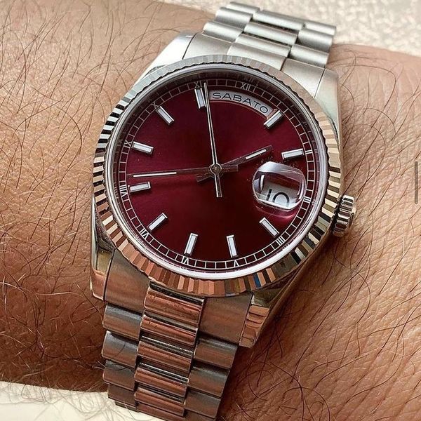 Orologio da uomo di lusso quadrante rosso vetro zaffiro movimento meccanico automatico impermeabile orologi da polso sportivi maschili in acciaio inossidabile