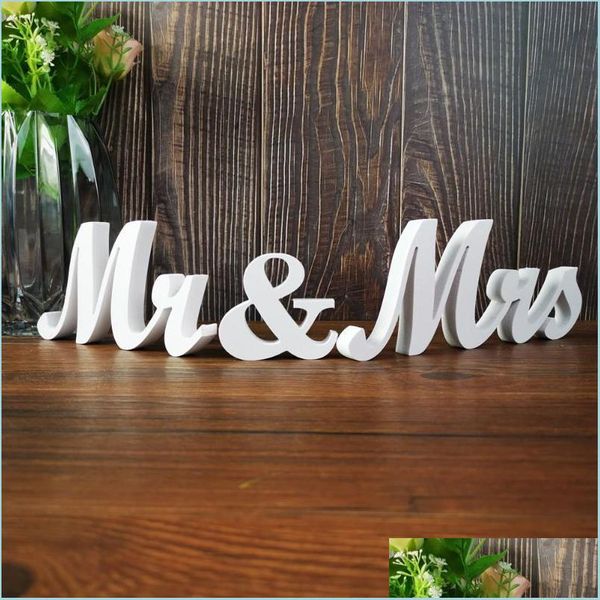 Decorazione per feste Mr. Mrs. Lettere Decorazione per la tavola di nozze Rosso in legno Mr. Mrs. Segni per Sweetheart Drop Delivery 2021 Home Dh7Na