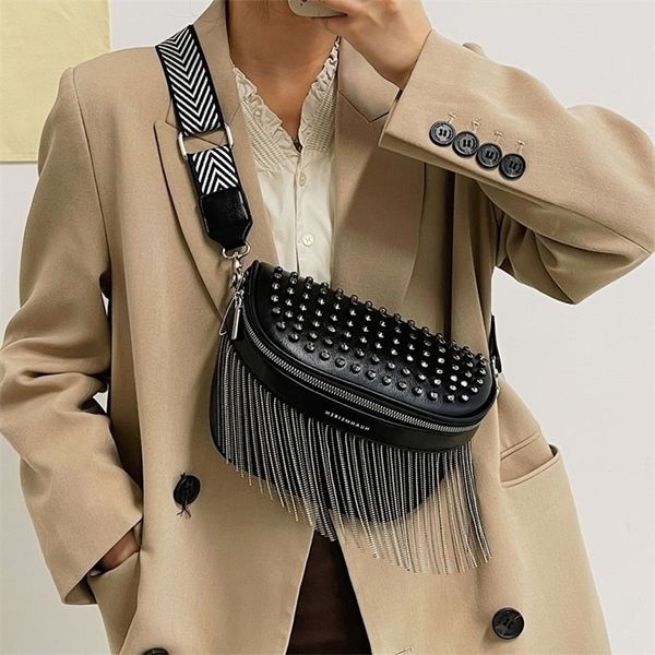 Bolsas de cintura Mulher de luxo Moda de peito Tassel couro de grande capacidade Crossbody Women Women Casual Rivet Desing Travel Pack 220926