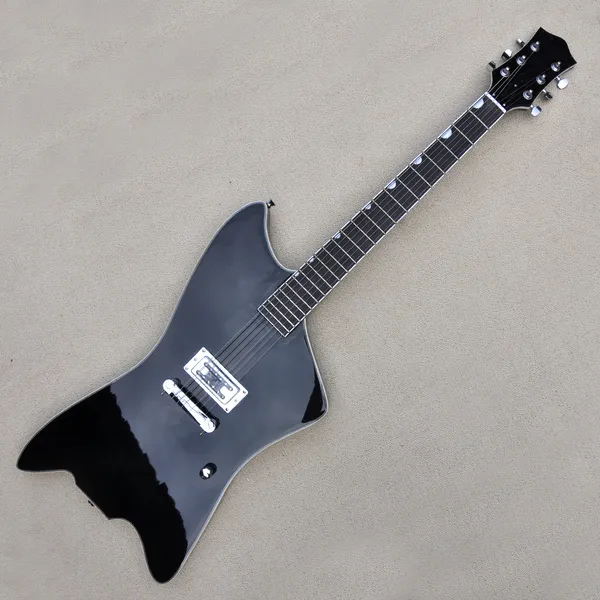 Fabrikspezifische schwarze E-Gitarre mit Chrom-Hardware, Palisander-Griffbrett. Ein Tonabnehmer kann individuell angepasst werden