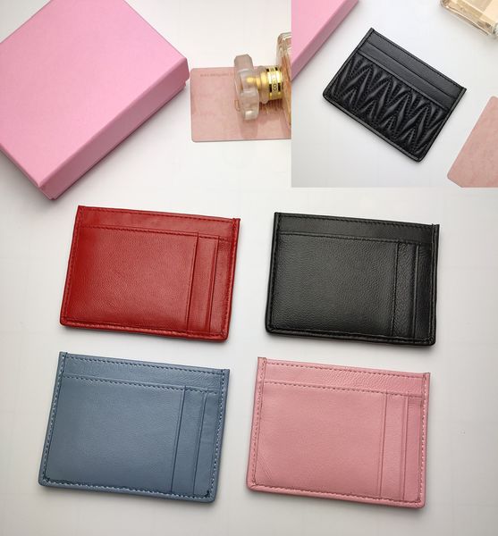 Porta-cartões femininos de grife por atacado Lady lambksin mini carteira de couro macio preto vermelho rosa carteiras de cartão de crédito