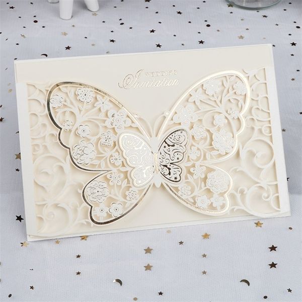 Cartões de felicitações 50pcs Butterfly Hollow Laser Cut Invitation Flora Flora de decoração personalizada Festa 220930