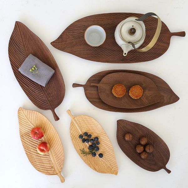 Placas Walnut Mold Wood Snack Plate Prishes Fruit Priceer Tea Bandejeira Dinner Dinner Pão Pan Creative Leaf Padrão de Mesa de Madeira