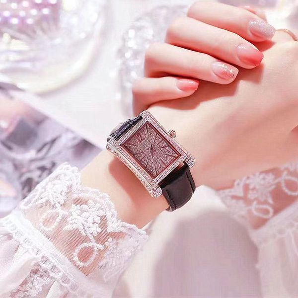 Роскошные женские часы Designer Fashion Watch Trend Prettangle 2022 Подлинные часы Ladies Full Diamond Waterproper Quartz Women Watch Fg