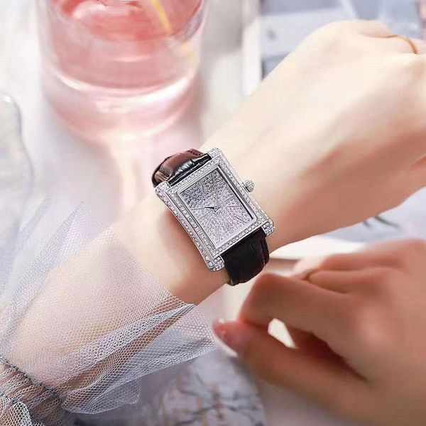 Роскошные женские часы Designer Fashion Watch Trend Prettangle 2022 Подлинные часы Ladies Full Diamond Waterproper Quartz Women Watchs Gdgf