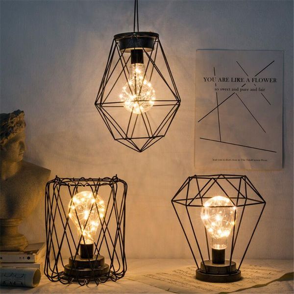 Luci notturne Lampada da tavolo minimalista in stile retrò in ferro, lanterna sospesa alimentata a batteria per la decorazione natalizia sul comodino della camera da letto LightNightNight