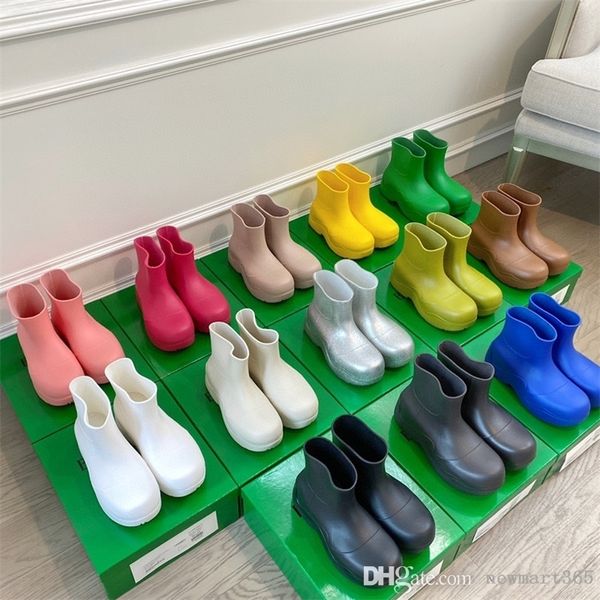 Kadınlar yağmur patik su geçirmez tasarımcı botları yüksek kalın tabanlı kısa bot kauçuk taban moda ayakkabıları