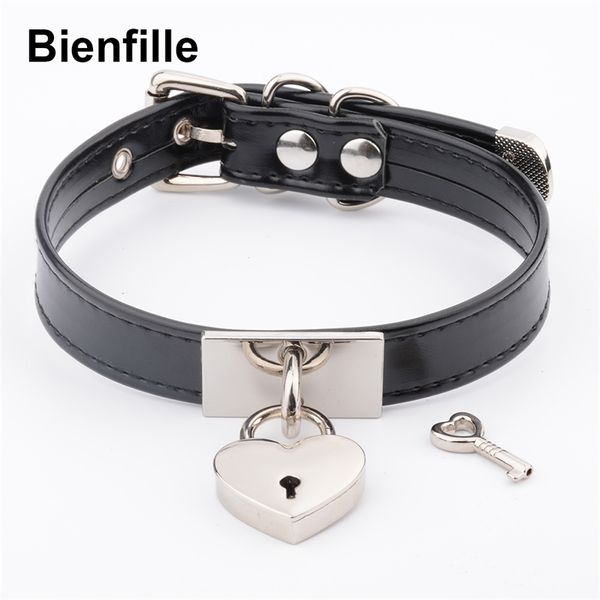 Moda Atacado Gargantilha Feminina Ouro Metal Amor Coração PadLock Colar Colar Masculino Gótico Punk Fivela Gargantilha BDSM 220818