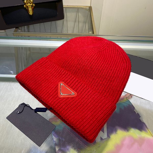 Luxurys Designers Beanie Senior Elegante Capinho de outono Mens de alta qualidade Hat lazer e chapéus de lã versáteis ajustados para presentes muito legais