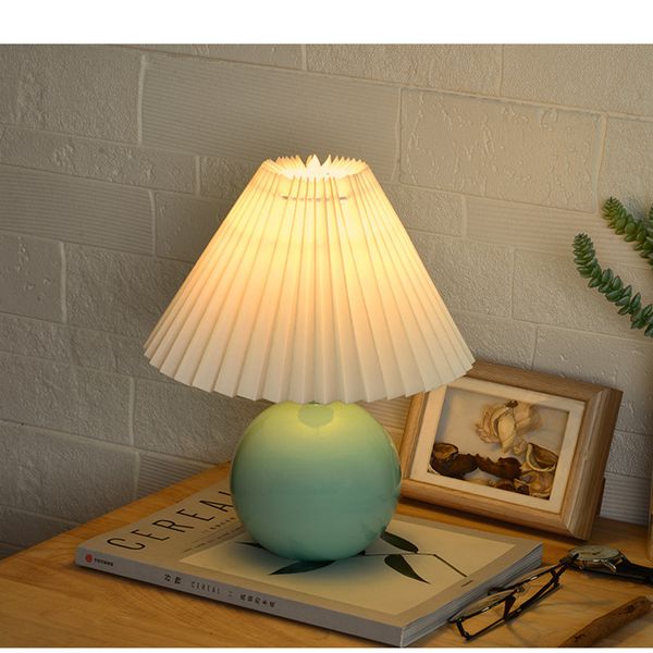 Tischlampen Koreanische Plissee LED-Lampe Keramik Nachtlichter für Wohnzimmer Wohnkultur Warme Beleuchtung mit Fernbedienung Nachttisch