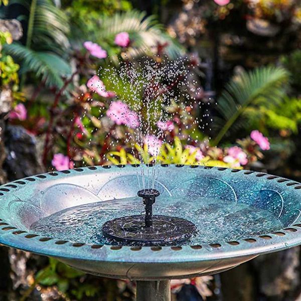 Decorazioni da giardino Fontana a energia solare Ventose d'acqua per la casa Cortile Piscina Stagno Uccelli Bagni Pompa DecorGiardino