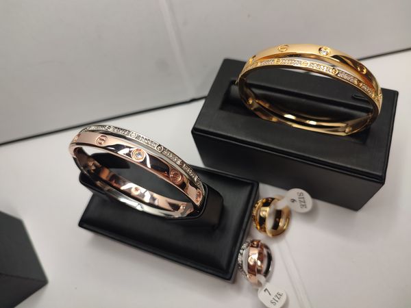 дизайнерский браслет браслет два цвета перекрываются дизайнерские украшения женственный серебряный набор с бриллиантами простые часы Love женщины мужчины пара браслеты золотые ювелирные цепочки вечеринка