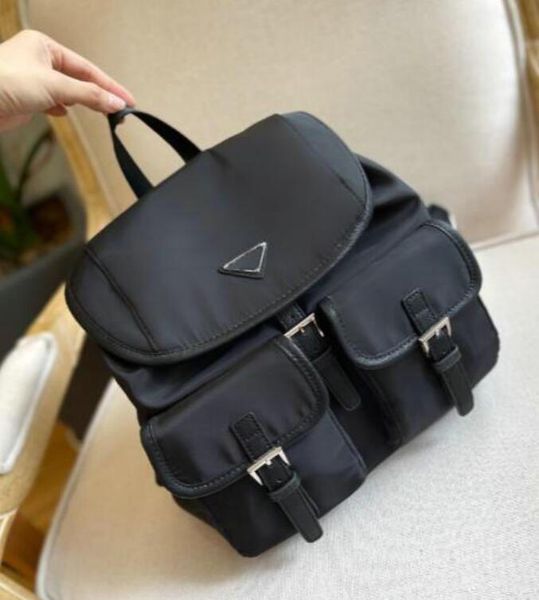 Designer-Rucksäcke in Schwarz, Handtasche, modische Schulranzen, Nylon-Rucksack, Schultasche, Innentaschen mit großem Fassungsvermögen, luxuriöse Reisetaschen