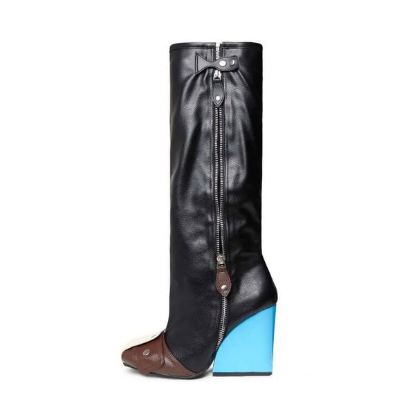 2022 Женские ботинки Four Seasons Европейские и американские модные ремень пряжки на каблук на каблук квадратный носок с цветовыми сапогами в рукавах