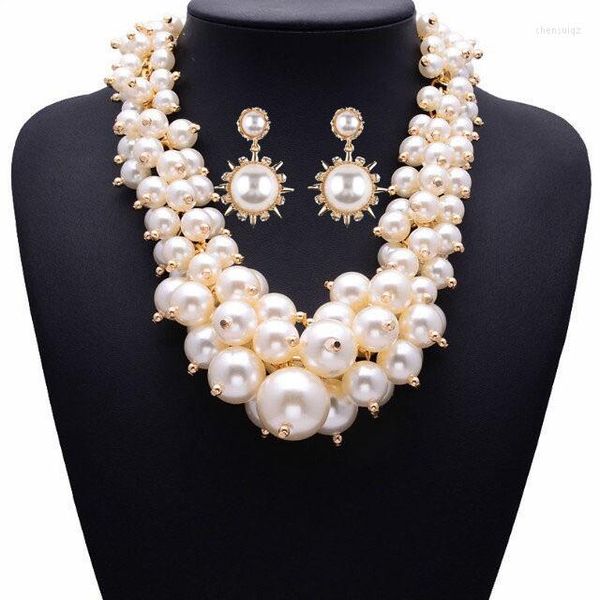 Cadeias Mulheres Conjunto Cadeia White Pearl Minchas cluster gargantilha Bibs Pingente Party Party Gift Gifts Gift Gift Big