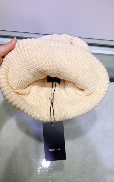 Plüsch-Mütze aus neuer gestrickter Wolle, bestickte Pailletten, lässig, warm