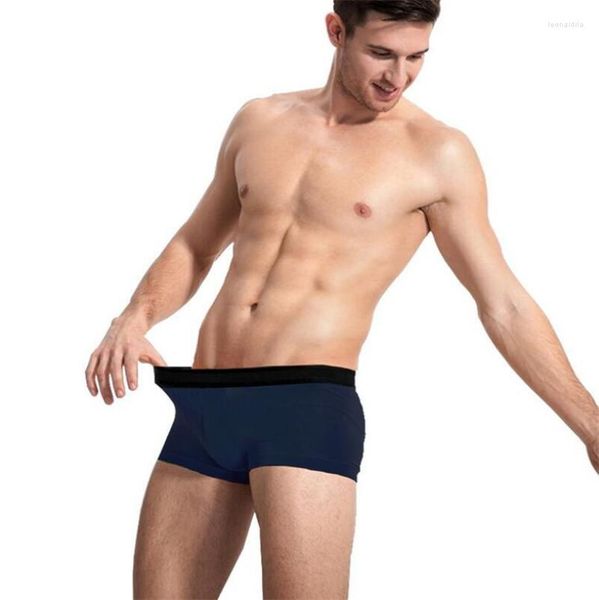 Underpants Undwear Men Sexy Boxer Fashion Boxer traspirato di cotone da uomo Mandelli morbidi Calzoncillos Cuecas Masculina 4pcs/Lot