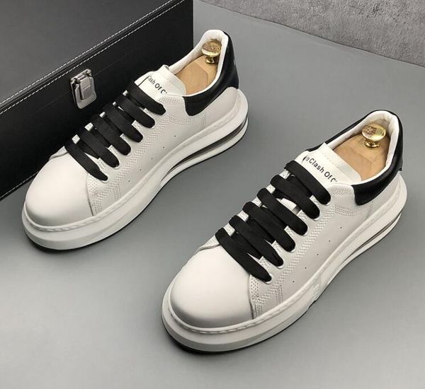 Colore misto Designer Uomo Sneaker Scarpe da corsa Traspirante Casual Skateboard Daily Walking Classic fashion Wear Resitant Mens Dress Mocassini scarpe online taglia 9